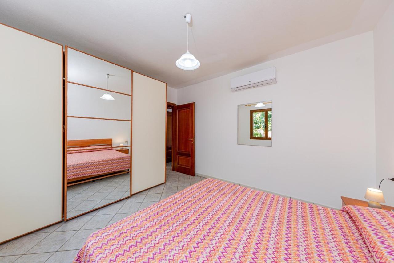 Appartamento Residenziale Trilocale 6 Posti Letto Via Sardegna San Teodoro San Teodoro  Zewnętrze zdjęcie